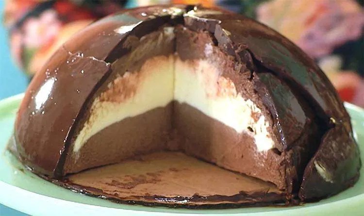 Como fazer um delicioso domo de chocolate em 10 minutos com apenas 3 ingredientes!
