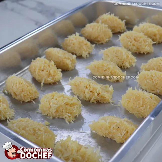 Como fazer cocada de coco ralado em 10 minutos com apenas 3 ingredientes!