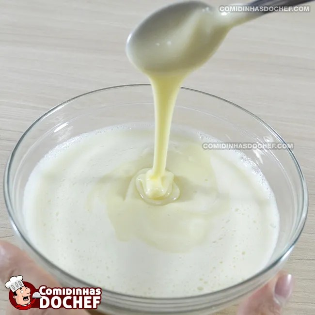 Como fazer leite condensado em casa com apenas 3 ingredientes?