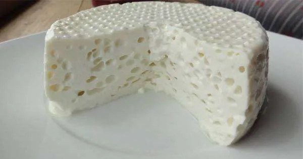 Como fazer queijo caseiro em minutos com apenas 3 ingredientes!