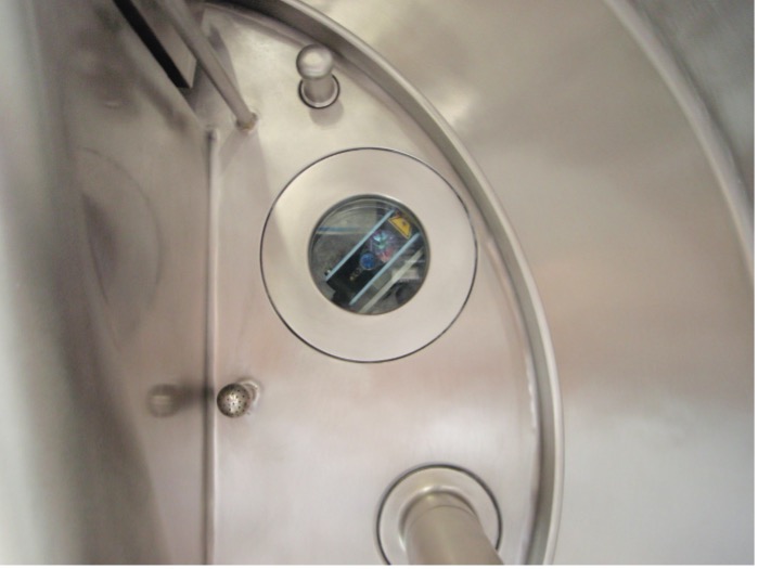 Laser Cake detector device pharma