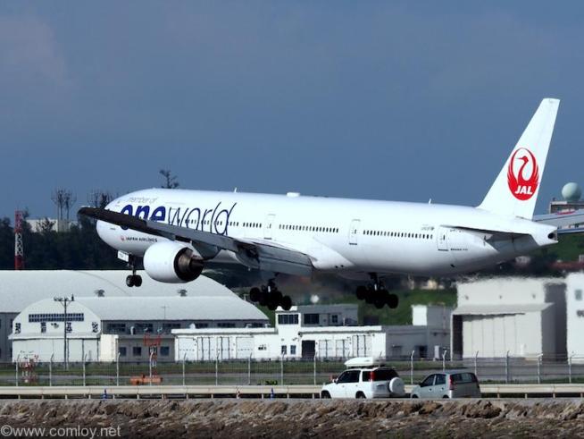 JAL B777 ONEWOLD塗装　ランディング