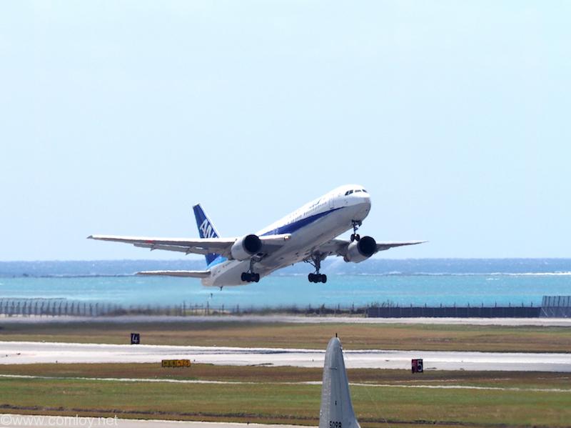 B767 離陸　時間帯的には何回も乗った成田行きかな？