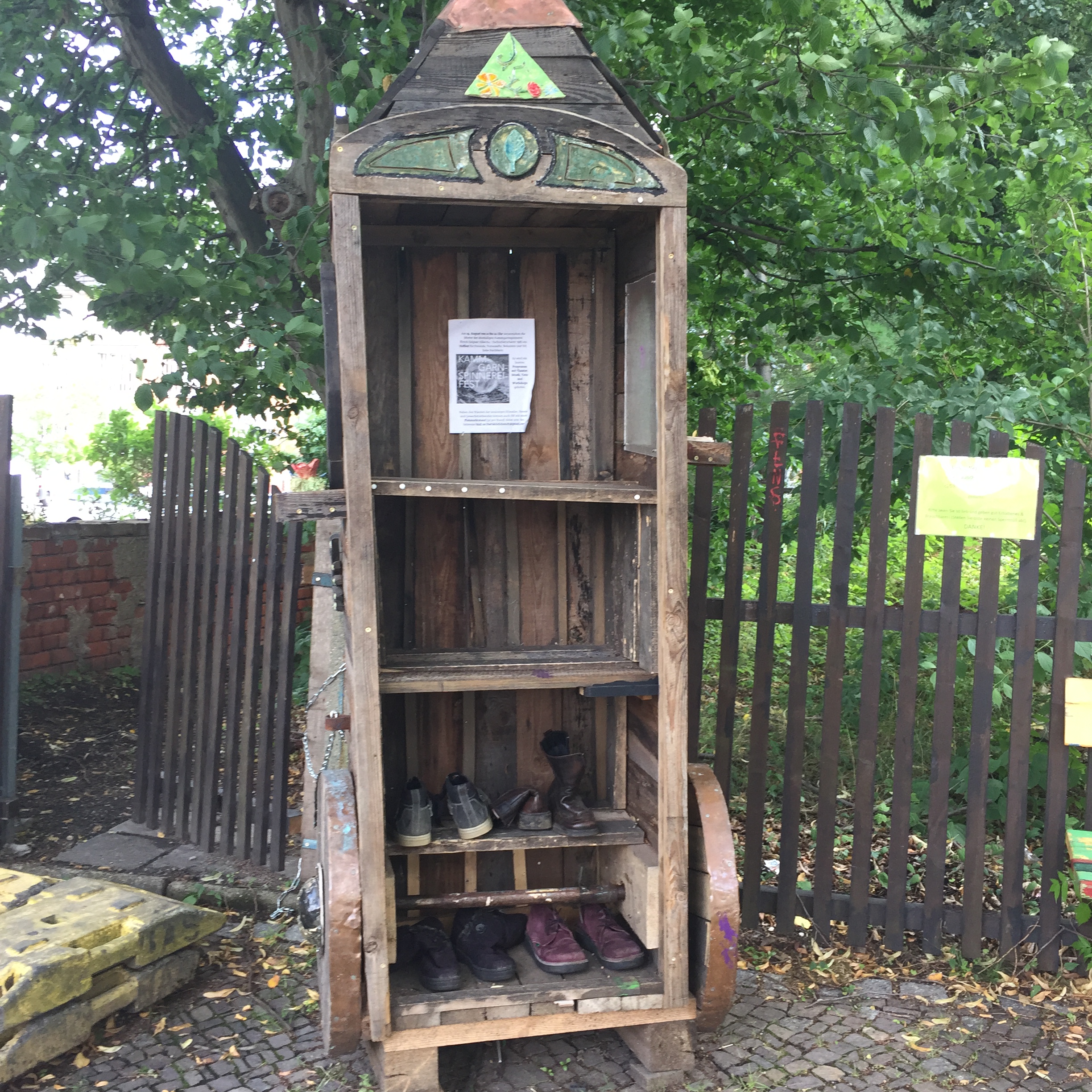 Tauschschrank Erich Zeigner Allee