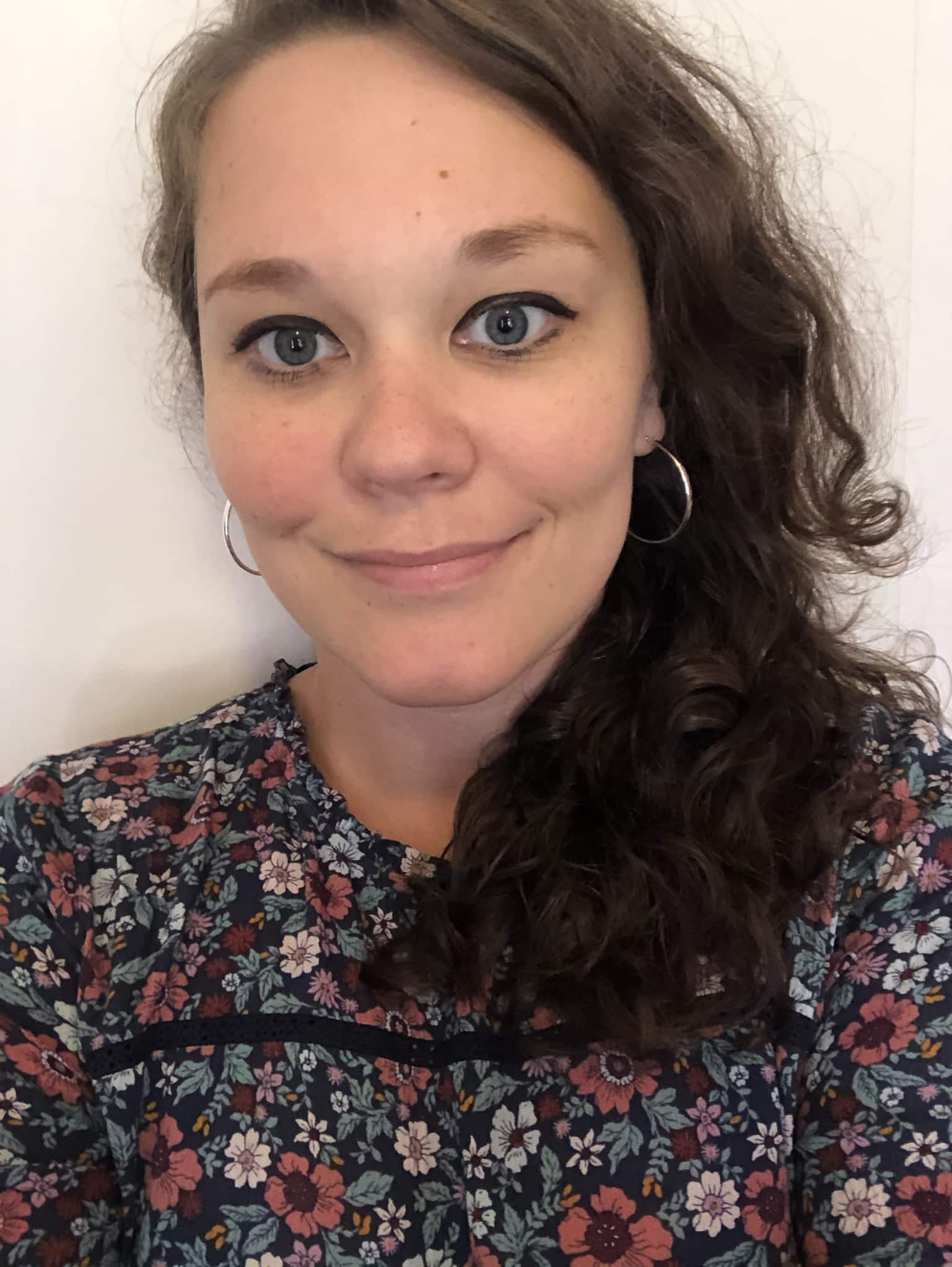 Lauren Headshot