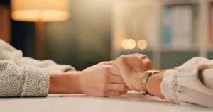 How to Comfort Someone in Grief