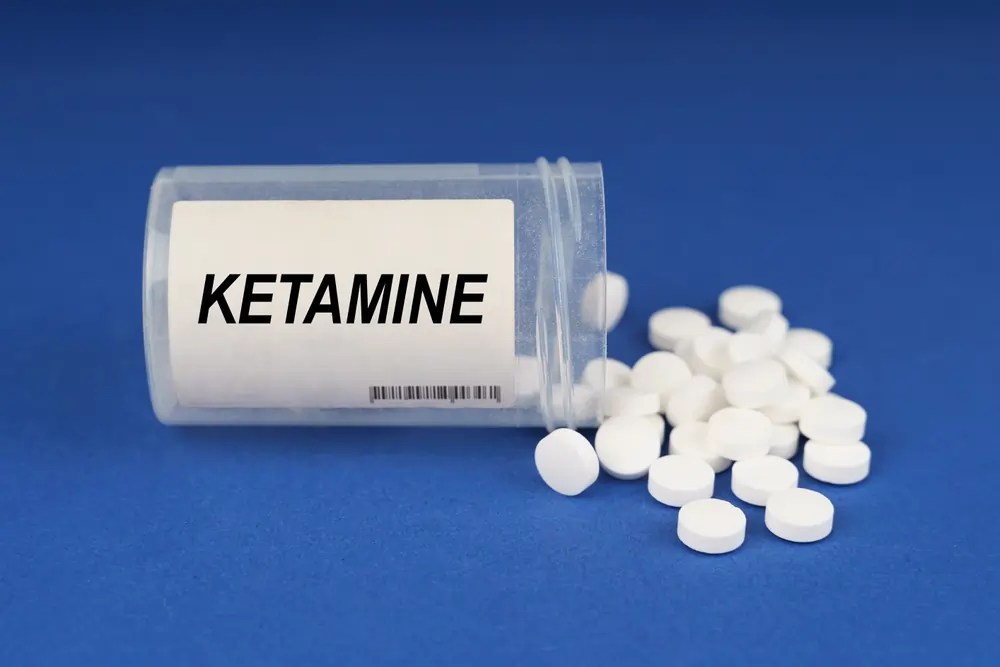 Lozenge Ketamine Treatment for Bipolar Disorder: Does It Work? 2 Ketamine Treatment for Bipolar