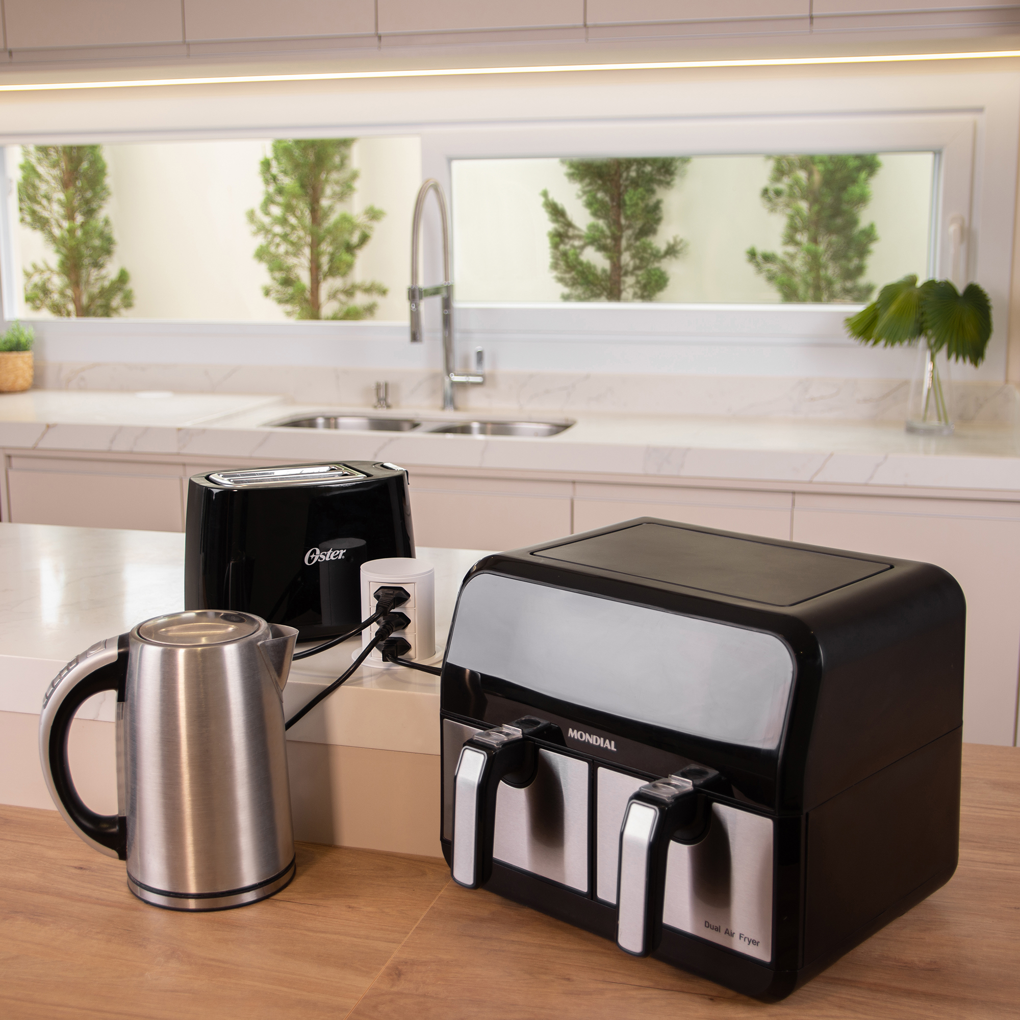 Torre AUTOMÁTICA COM 3 TOMADAS DEDICADAS-TR03A - CaixaTomada.com