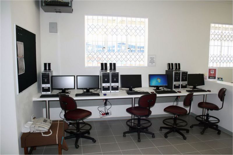 Computer Network Infrastructure Design For Small Office Home Office - Premium City Pattern Gallery - Mobile