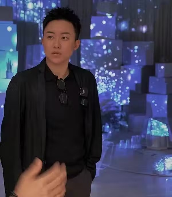 再生二胎！31歲上億身家「女CEO」葉海洋花「200萬買精生子」5國混血寶寶，父親是藤校高材生：孤身一人挑戰世俗眼光