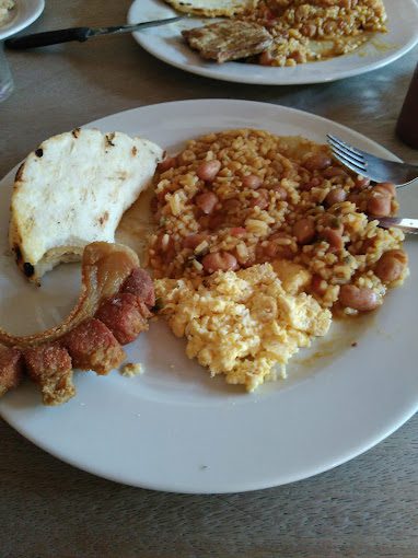 Restaurante Sancho Paisa (La Estrella, Colombia)