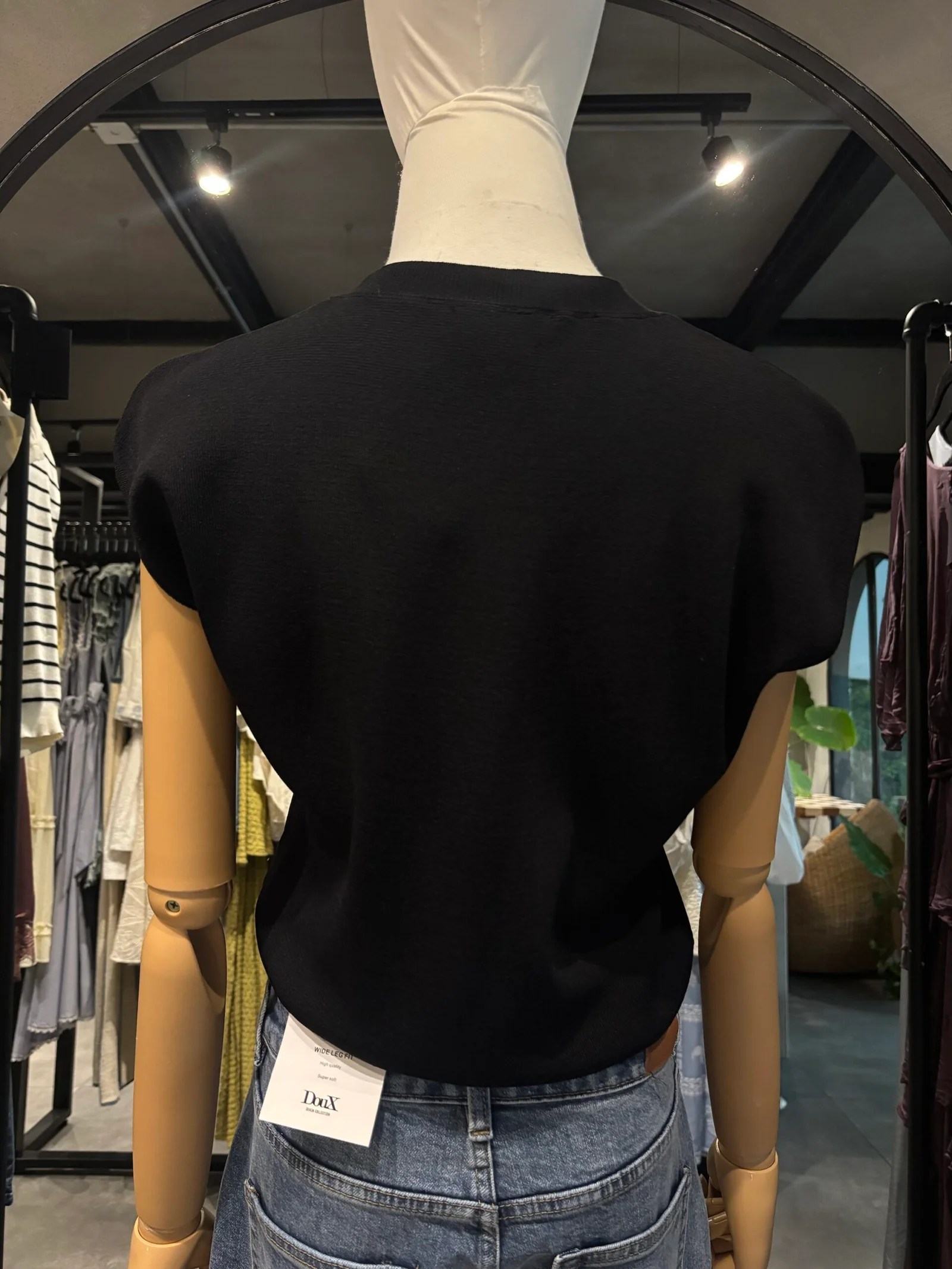 CAP KNIT TOP