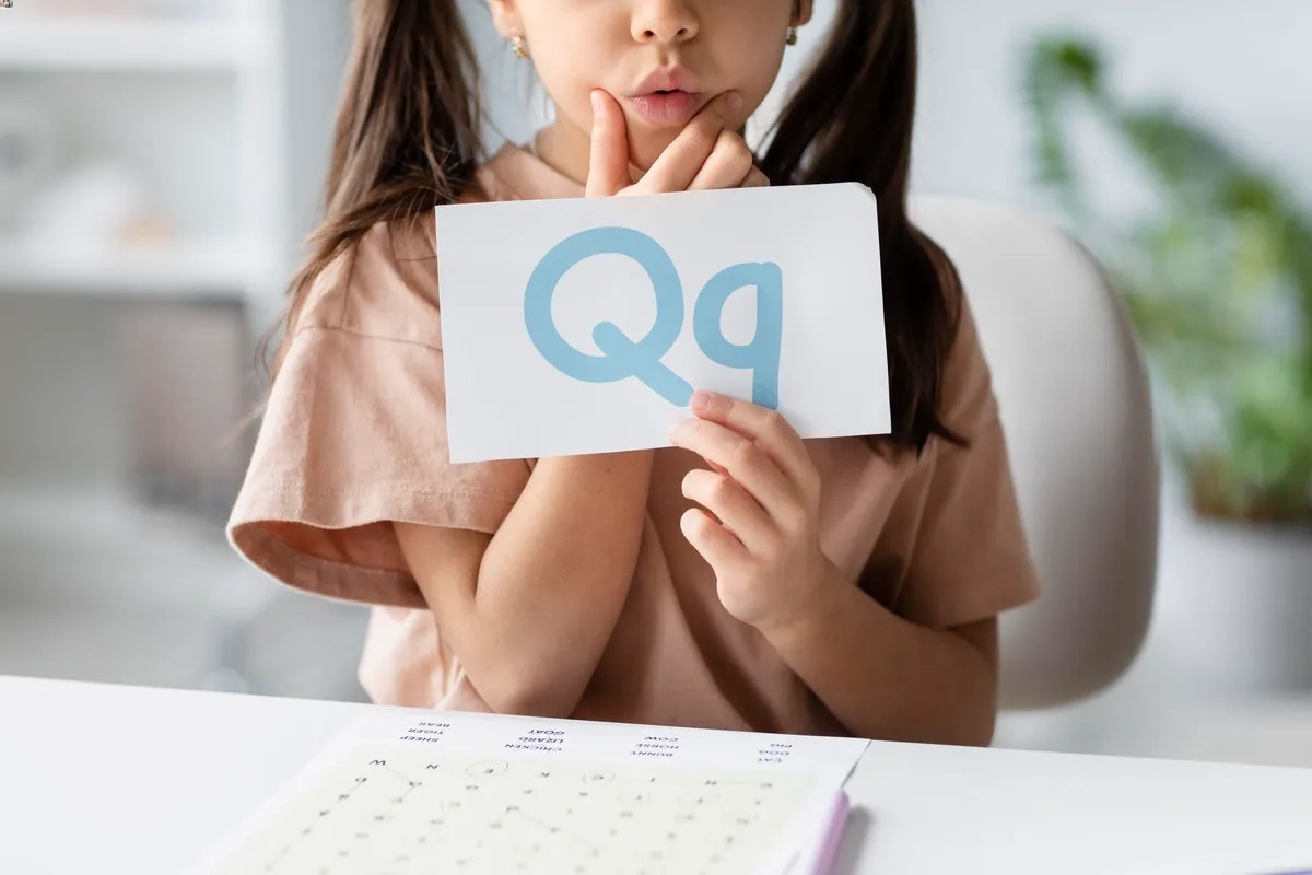 How to Help Your Child Answer Open-Ended English Questions with Confidence