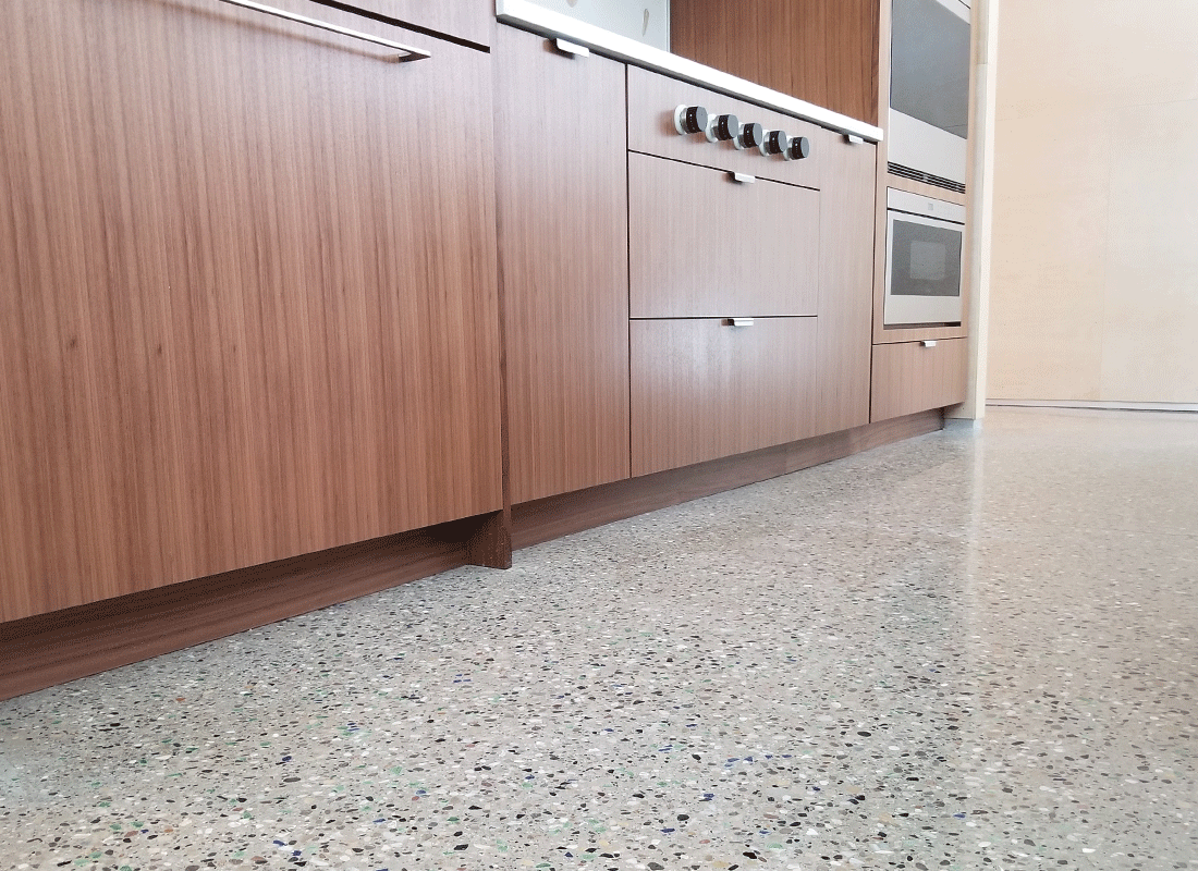 FF vs FL Ratings: Why Your Polished Concrete Floor May Look “Wavy” 