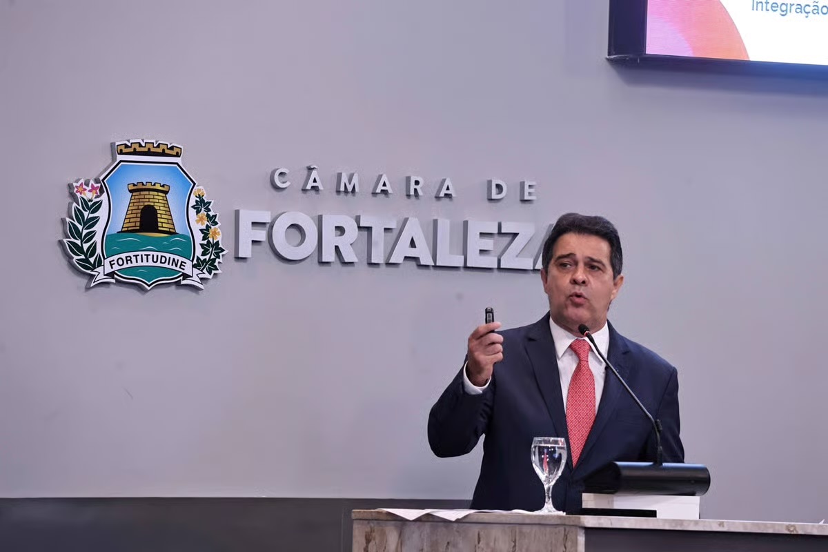 Prefeito de Fortaleza – CE anuncia concursos públicos para depois das Eleições.