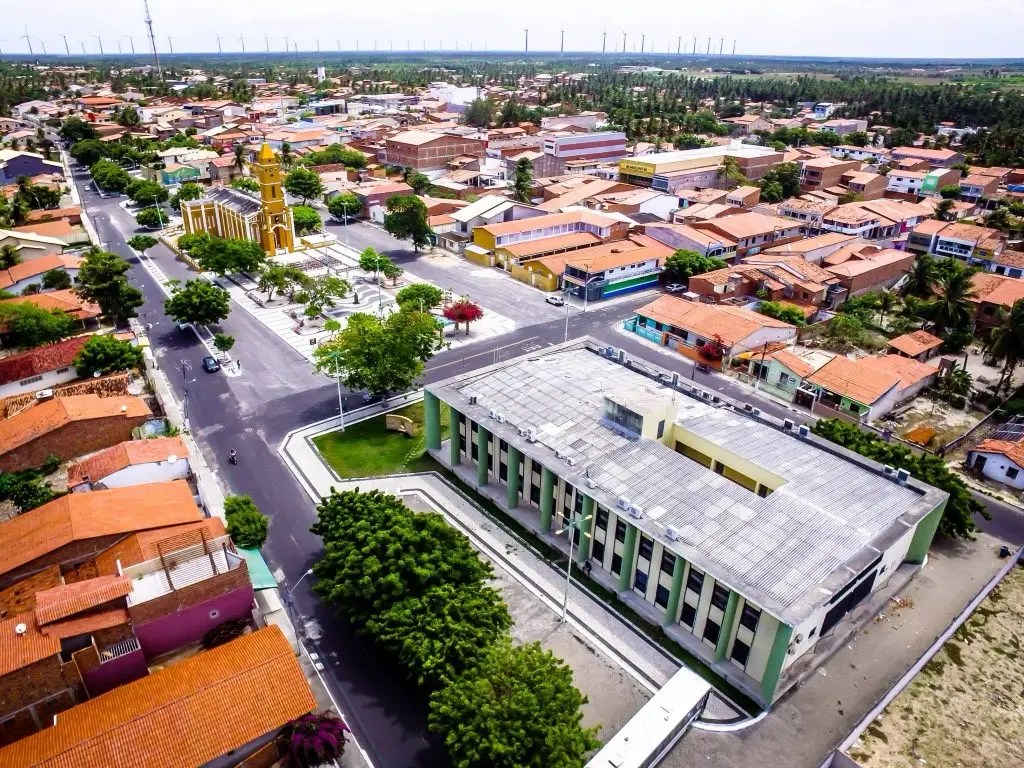 Prefeitura de Itarema – CE divulga concurso público com 203 e salários de até R$ 5.622,00.