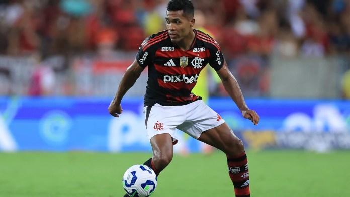 alex-sandro.webp