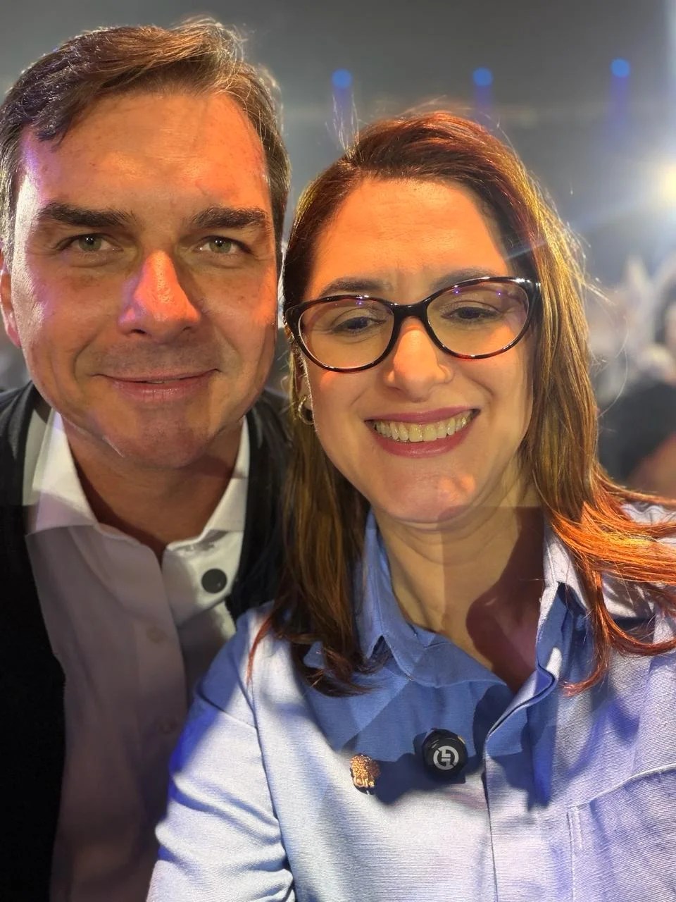 Flávio Bolsonaro declara apoio a Cristiane Britto para a Câmara dos Deputados pelo DF | Conectado ao Poder