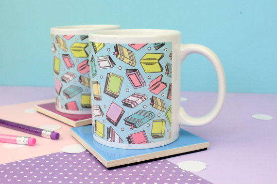 book-pattern-mug