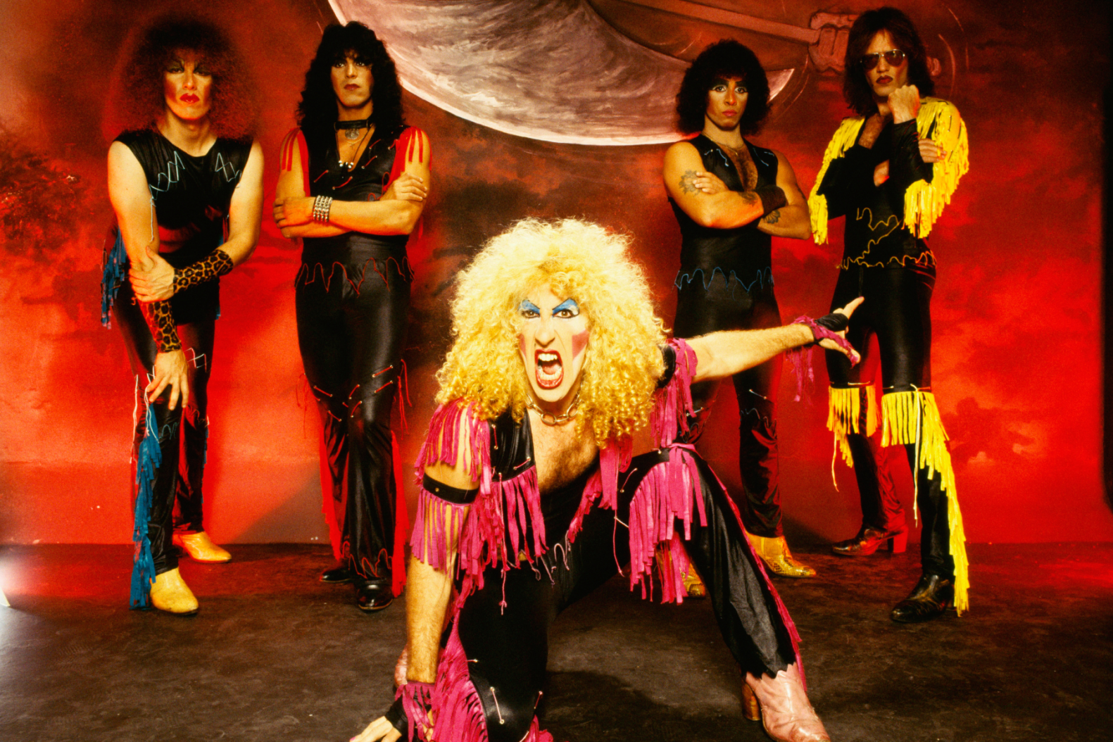 TWISTED SISTER