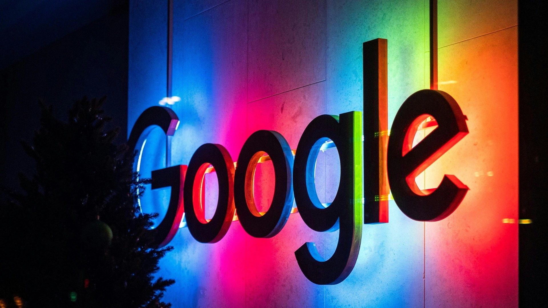 Google Now Indexing Instagram Content: What It Means for Your Brand