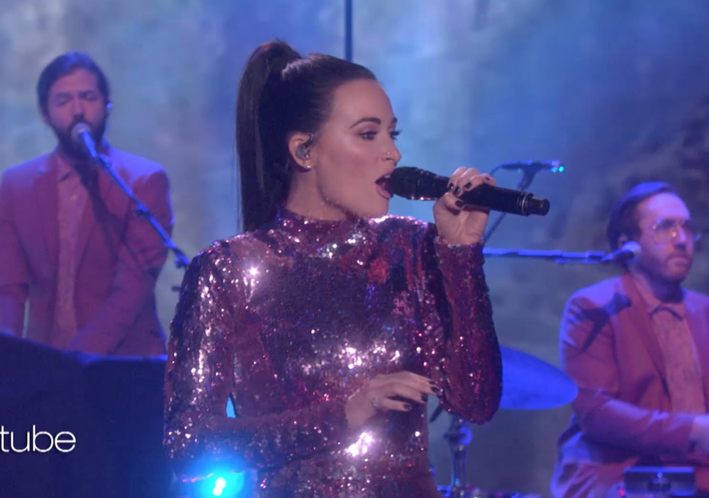 Kacey Musgraves Ellen - Kacey Musgraves Performs High Horse On Ellen Watch Consequence