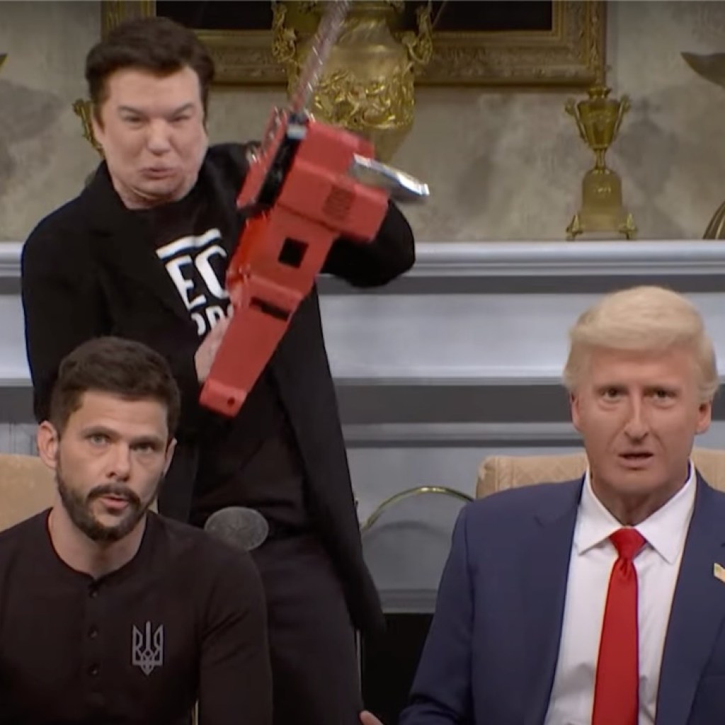 Mike Myers debuts Elon Musk impersonation in SNL chilly open