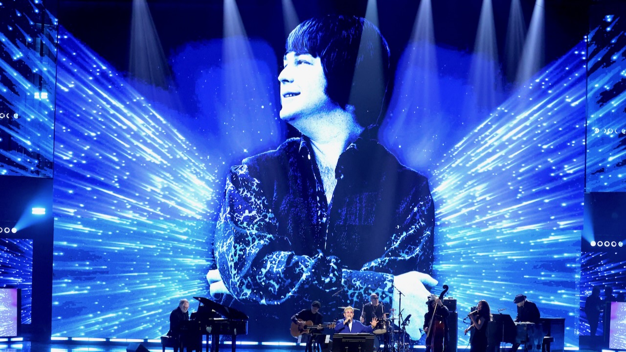 Elton John's Emotional Tribute to Brian Wilson: A Musical Legend Remembered (2025)