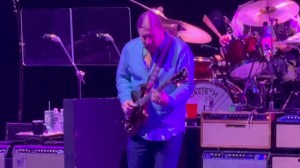 Derek Trucks Plays Jerry Garcia’s “Tiger” Guitar in Concert Following $11.5 Million Auction Purchase