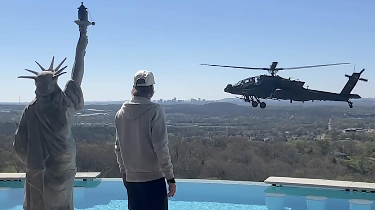US Army Helicopters Salute Kid Rock's Home: Investigation Underway (2026)