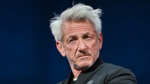 Sean Penn Attributes Hatred of Selfies and Schmoozing for Skipping Oscars