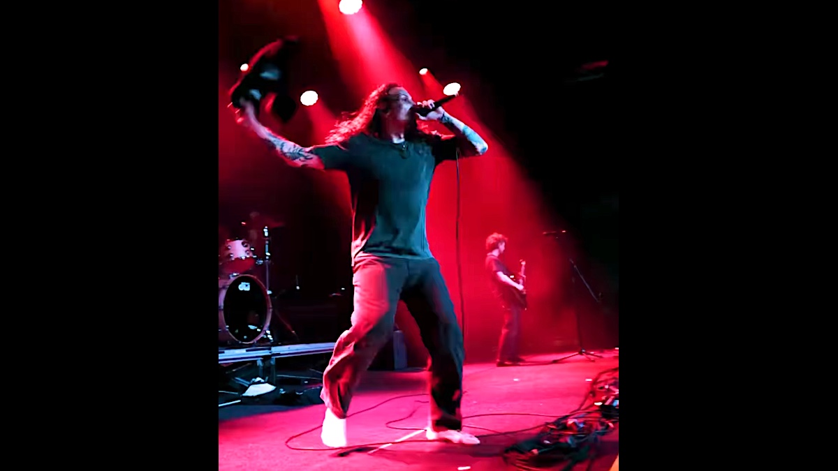 Metal Band Protests Venue's Merch Cut by Throwing Shirts to Audience (2026)