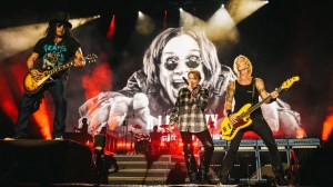 Guns N’ Roses Kick Off 2026 North American Tour with 29-Song Set: Photos, Video + Setlist