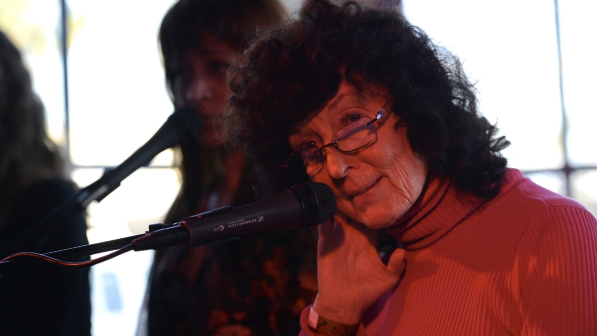 Linda Perhacs Found Safe: Folk Singer's Disappearance & Rescue Story | Music News (2026)