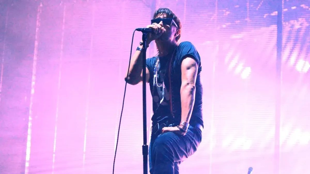 The Strokes Perform 'Dine N'Dash' Live at Red Rocks | New Album Reality Awaits (2026)
