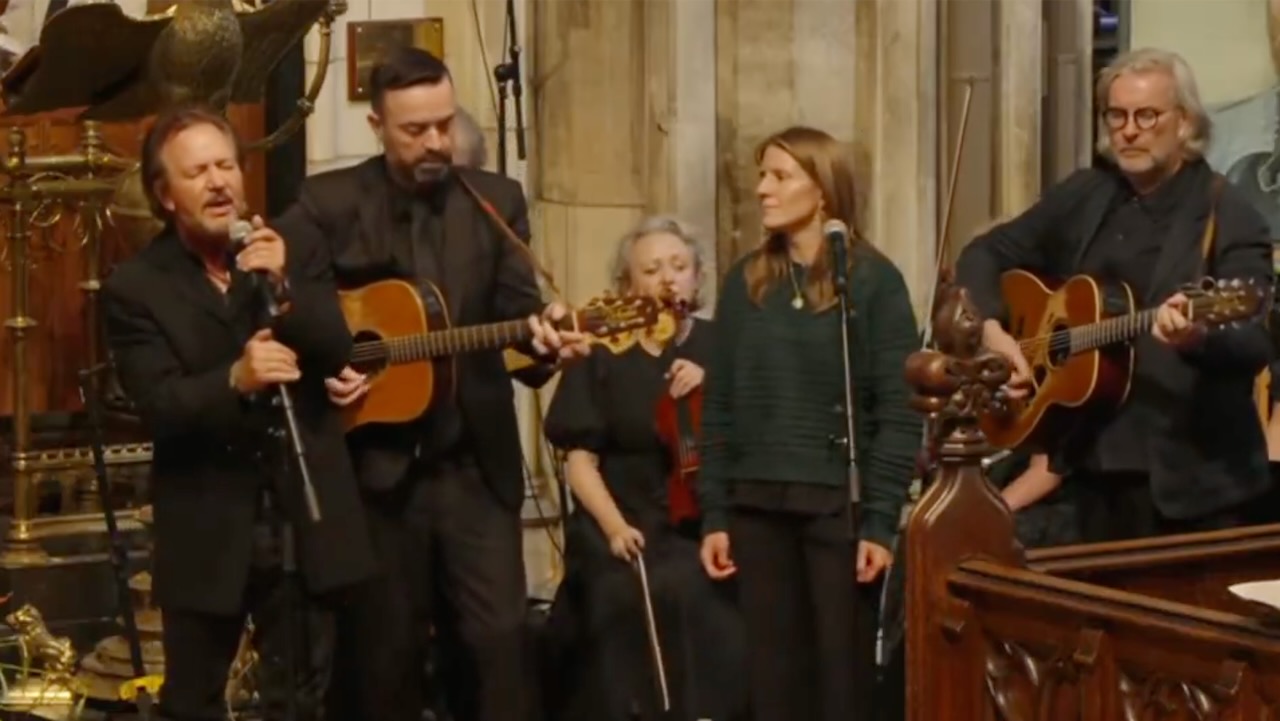 Eddie Vedder & Markéta Irglová Perform 'The Song of Good Hope' at Glen Hansard's Funeral (2026)