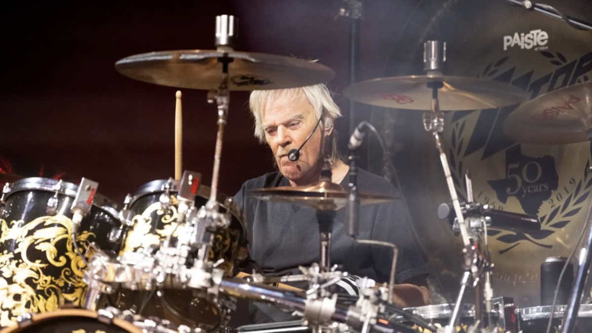 ZZ Top's Frank Beard: A Tribute to the Legendary Drummer (2026)