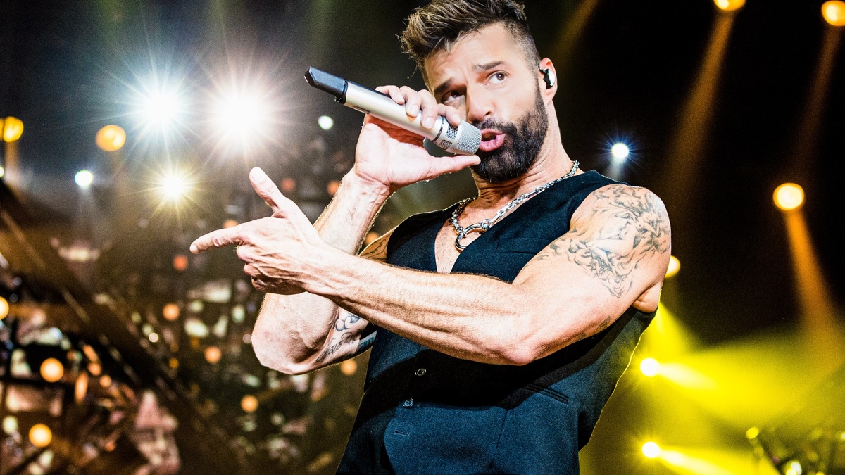 Ricky Martin's NFL Comeback: Halftime Show in Rio de Janeiro (2026)