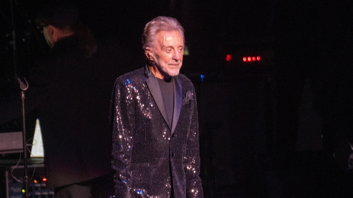 Frankie Valli: 'I'm Not Retired!' - Singer Disputes Retirement Claims (2026)