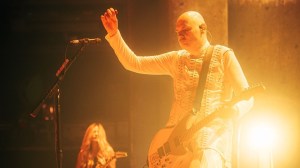 Smashing Pumpkins Led a Mellon Collie Singalong in Chicago That Was Anything but Melancholy