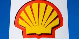 Shell back on British shores as shareholders vote to move from Netherlands to UK