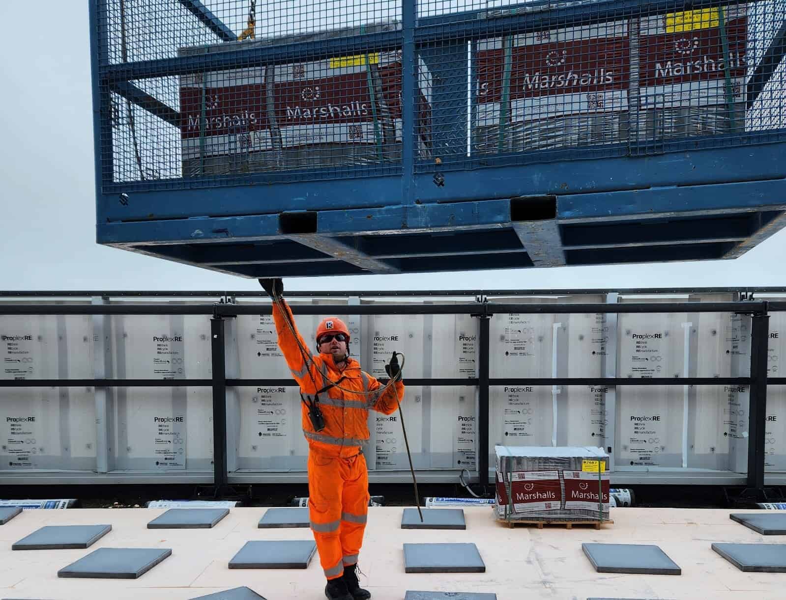 What Is a Slinger/Signaller?