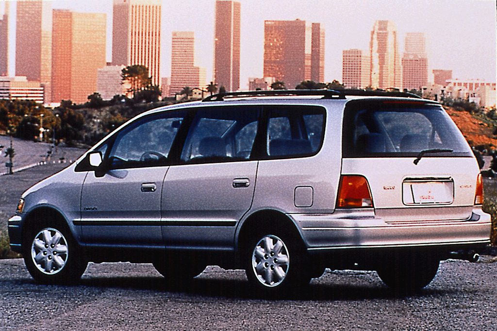 1997 Isuzu Oasis Specs, Safety Rating & MPG - CarsDirect