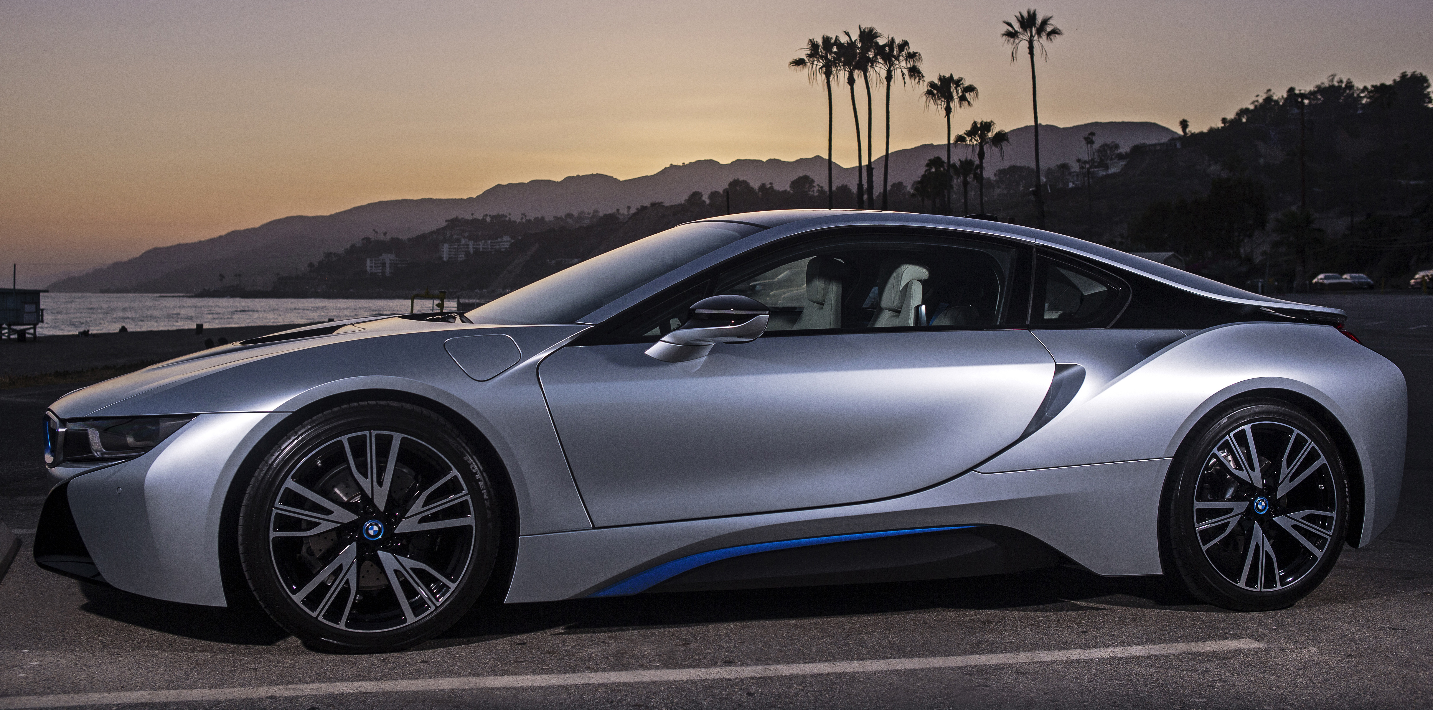 2014 bmw i8