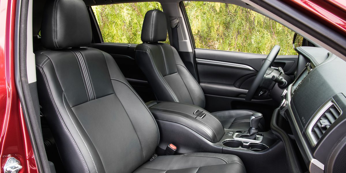 2017 toyota highlander best buy review