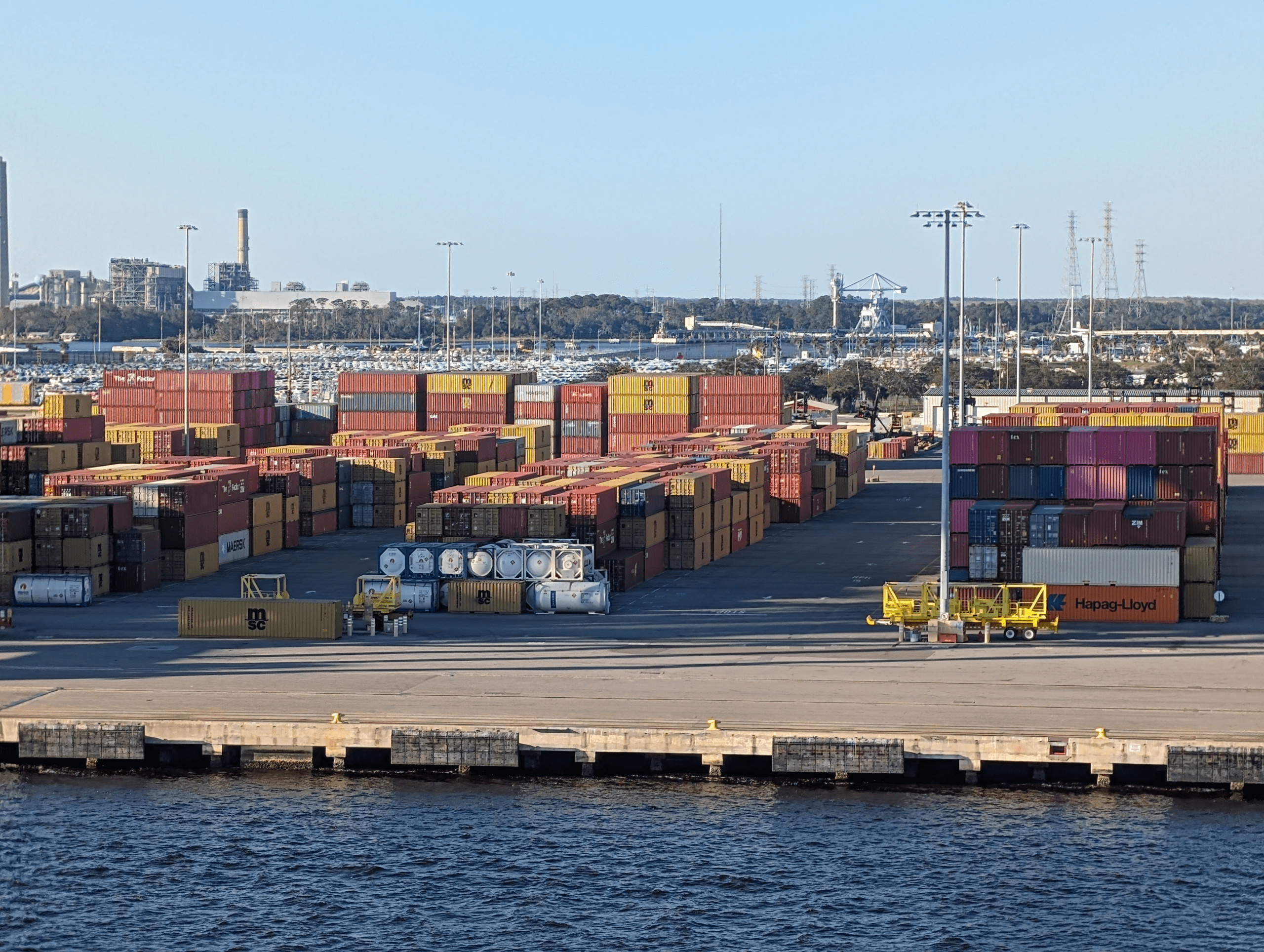Dames Point Marine Terminal with containers ready for devanning in the yard.