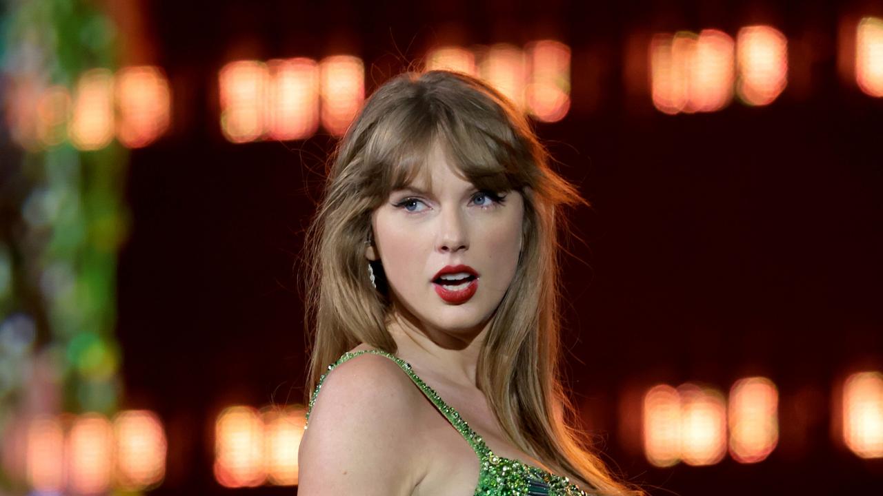 X lifts ban on Taylor Swift searches after AI deep fake porn outrage | Herald Sun