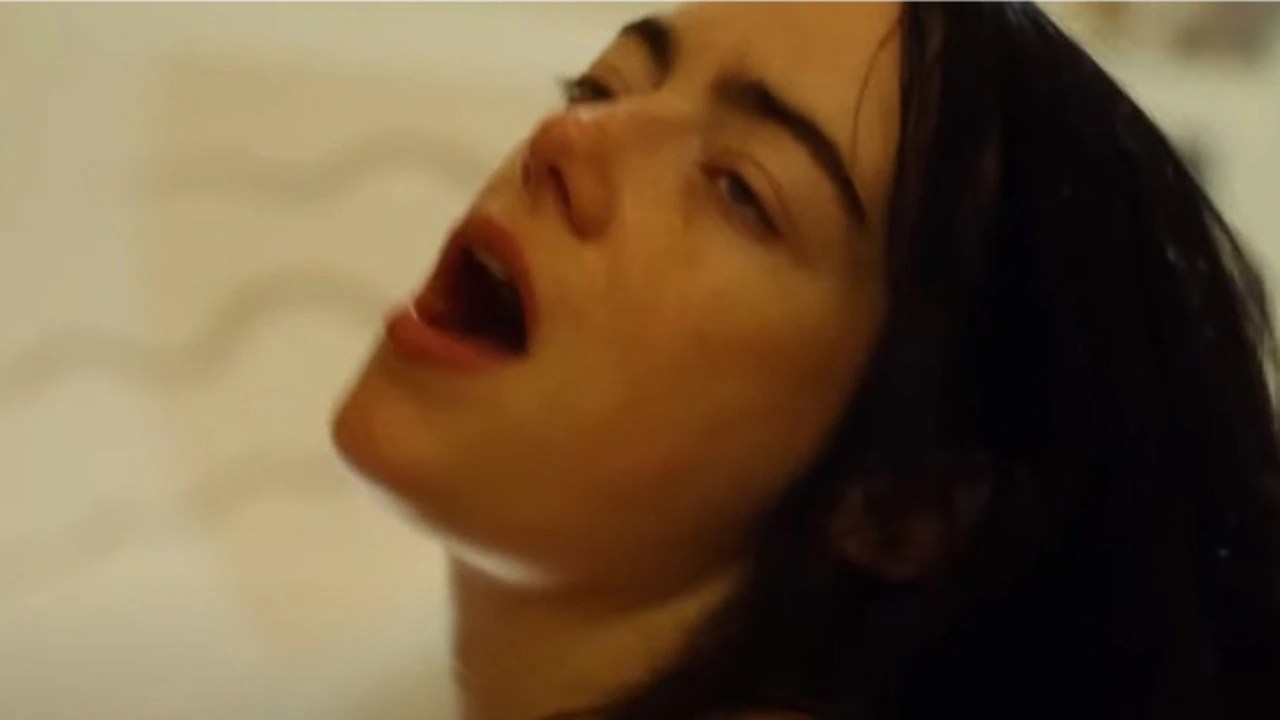 Emma Stone in Poor Things: Stars important new sex scenes | news.com.au — Australias leading news site