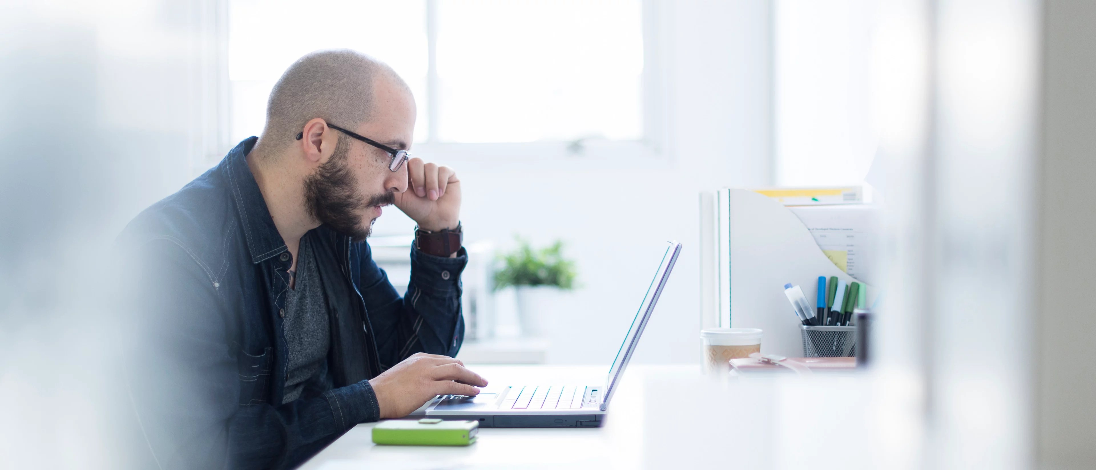 Optimizing Sales Performance With A Sales Performance Management System - Premium Colorful Picture Gallery - Desktop