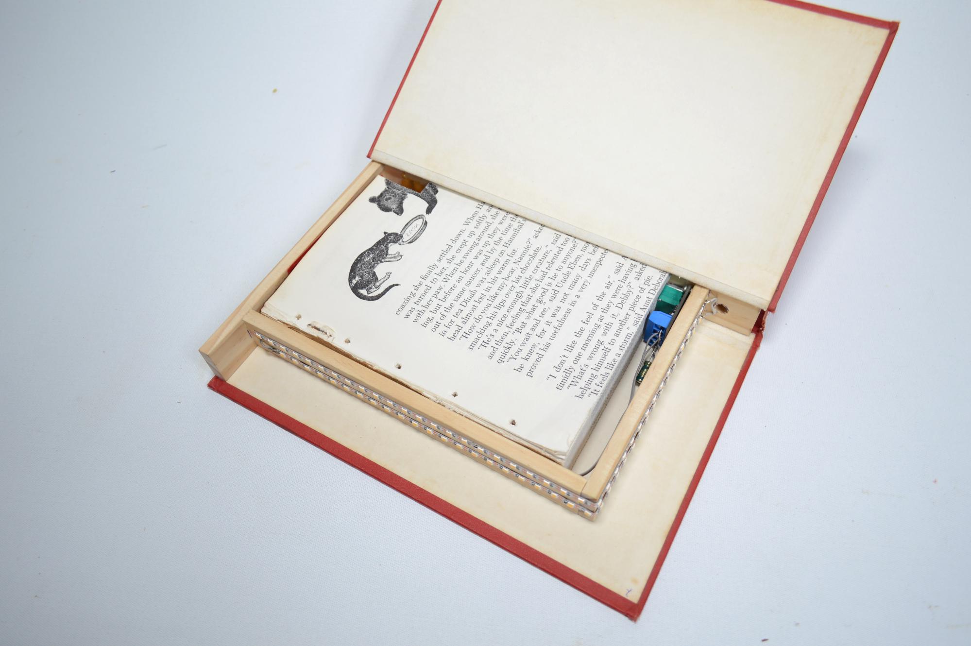 Pdf Inside The Book - Modern High Resolution Mountain Designs | Free Download